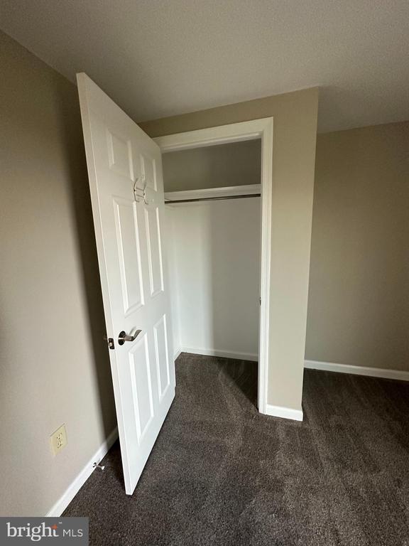 Building Photo - 134 Maple Ave