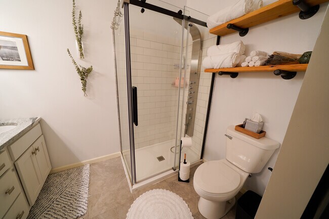 Building Photo - 1316 S 6th St