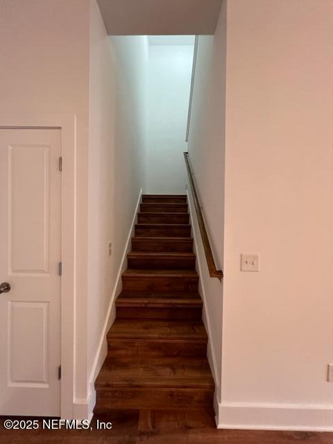 Building Photo - 1335 Lemonwood Rd