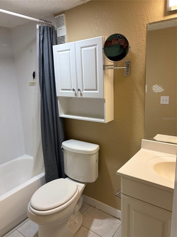 Building Photo - 2700 Coconut Bay Ln
