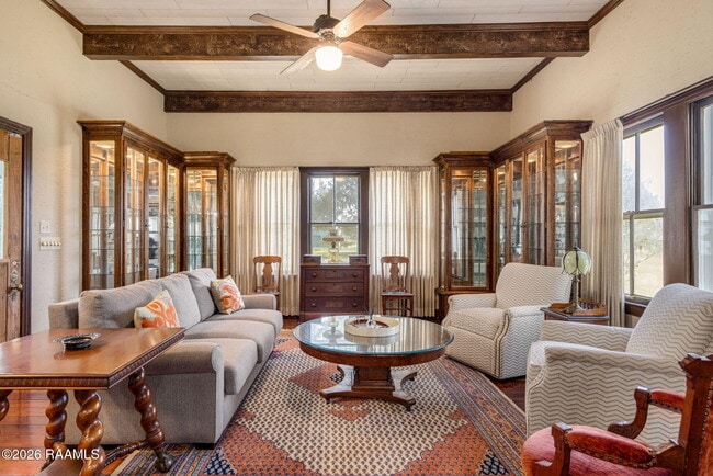 Building Photo - 411 Wiggins Rd