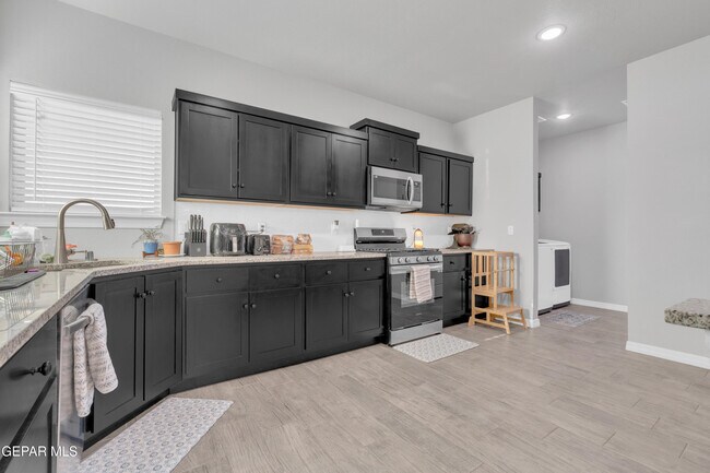 Building Photo - 11352 Hidalgo Dr