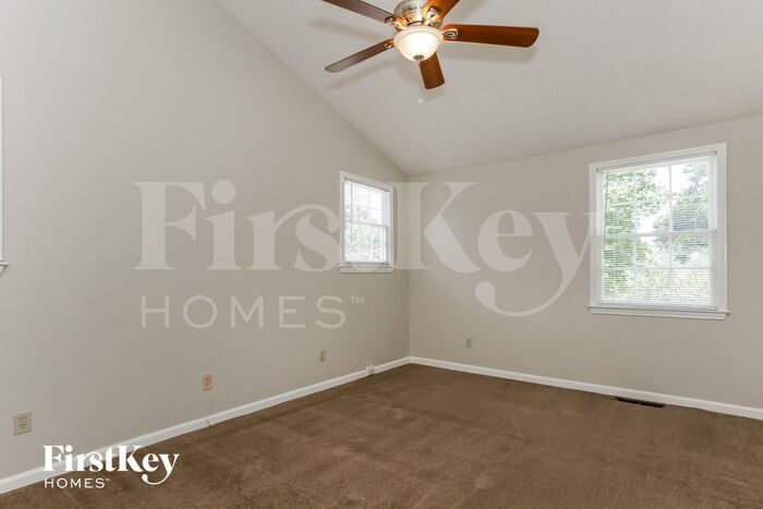 Building Photo - 155 Beaverwood Ln