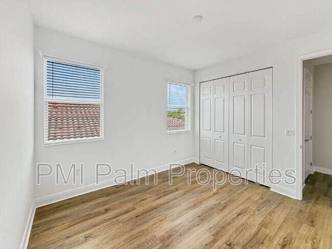 Building Photo - 3001 Strada Court