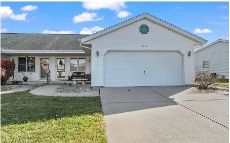 Primary Photo - 3060 Biscayne Dr