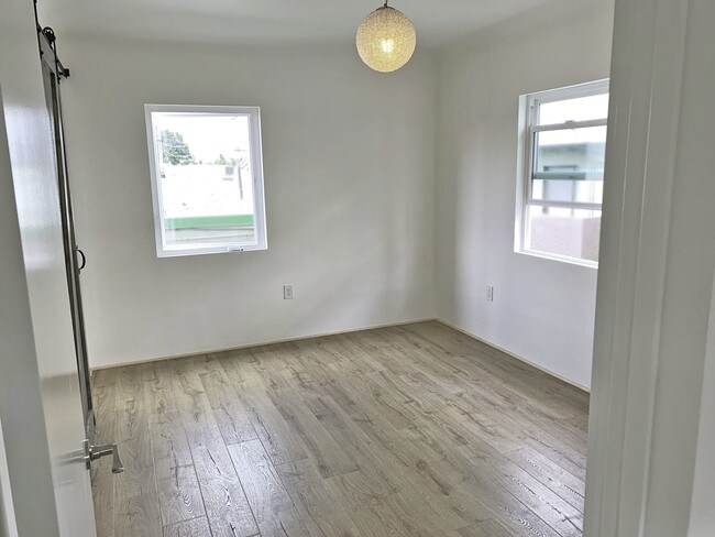 Bedroom 1 - 1312 S Victoria Ave