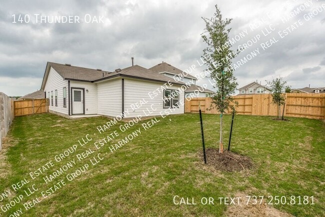 Building Photo - 140 Thunder Oak