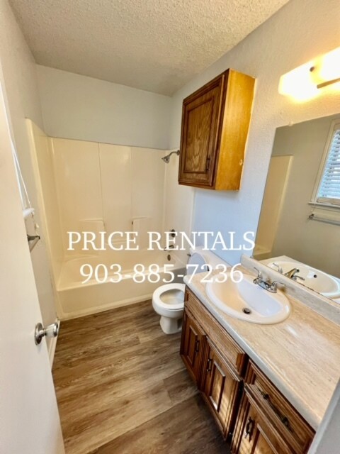 Building Photo - 475 Industrial Dr W