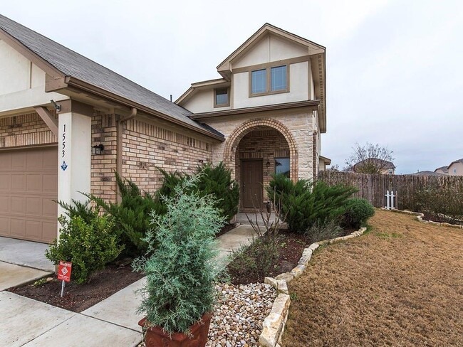 Building Photo - 1553 Twin Cove