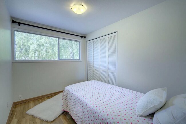 Building Photo - Great Home For Rent