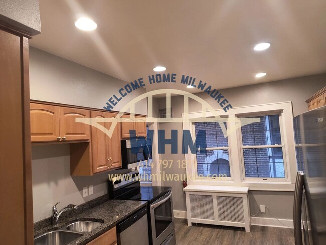 Building Photo - 5139 N Cumberland Blvd