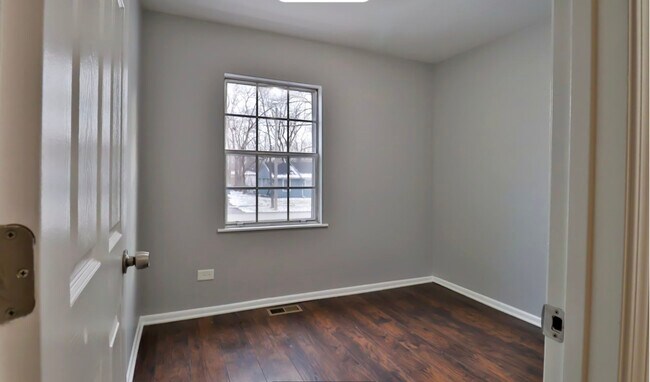 Building Photo - 2925 224th St