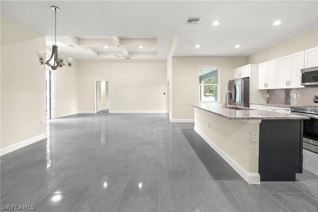 Building Photo - 1043 Albert Ave