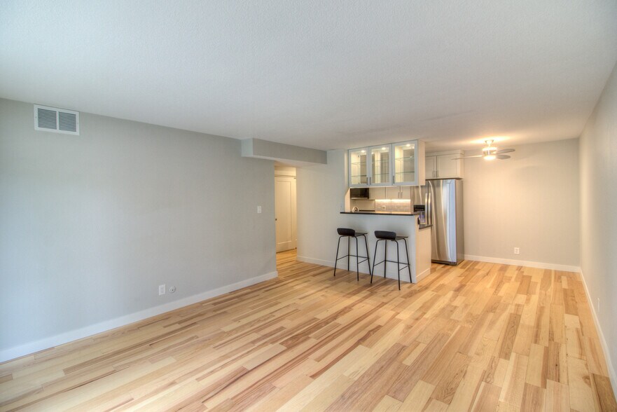 Building Photo - 7665 E Quincy Ave