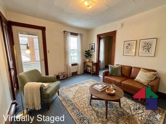 Building Photo - 37 Church Hill Rd