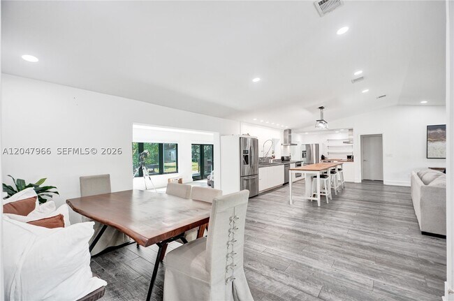 Building Photo - 22421 SW 184th Ave