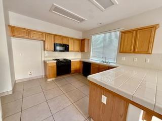 Building Photo - 56 W Bohemia Ln