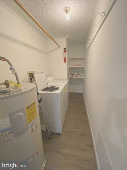 Building Photo - 611 Yorktown Blvd