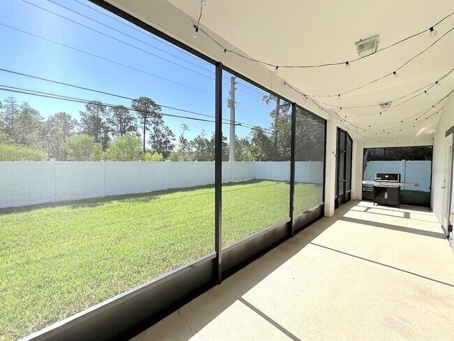Building Photo - 24 E Diamond Dr