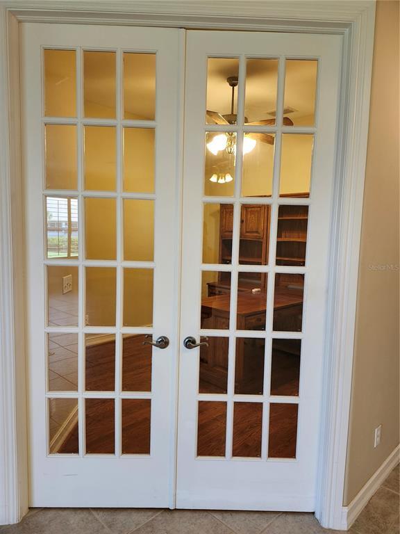 Building Photo - 1551 Atares Dr