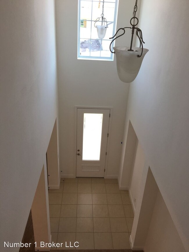 Building Photo - 5 br, 3 bath House - 14529 Driftwood Court