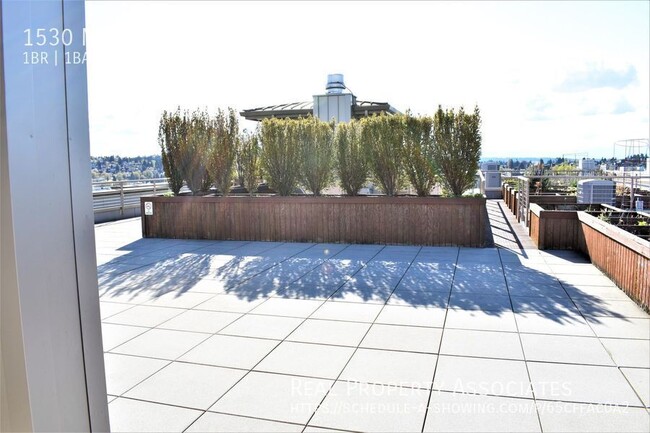 Building Photo - 1530 NW Market St