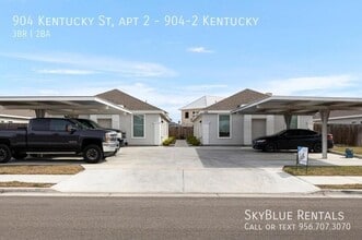 Building Photo - 904 Kentucky St