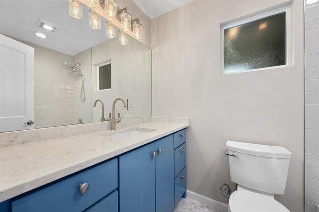 Building Photo - 3904 Tonkawa Trail