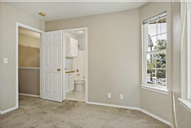 Bedroom2 - 3011 W Pleasanton Ave