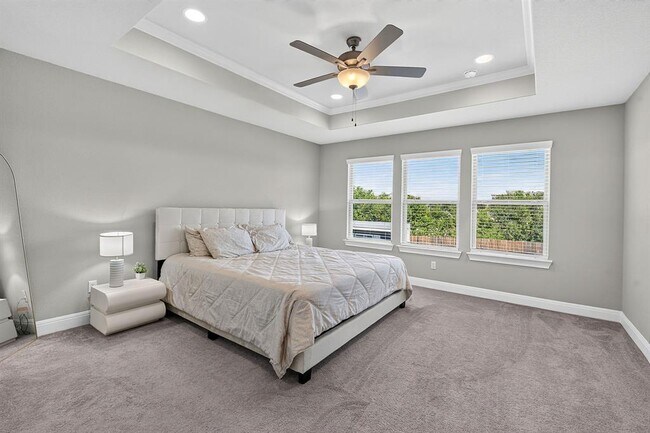 Building Photo - 15820 Celosia St