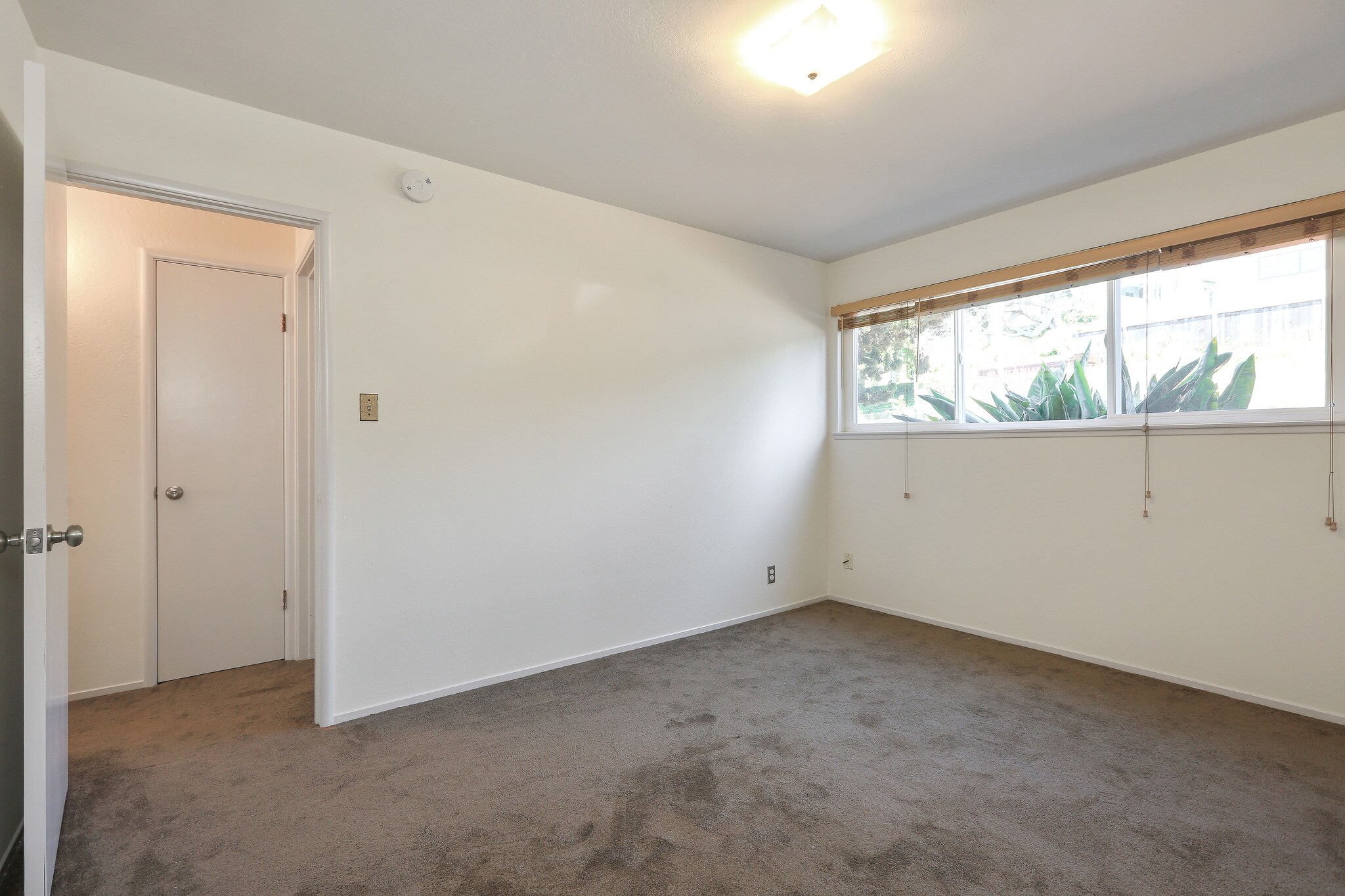 Building Photo - 2073 Key Blvd