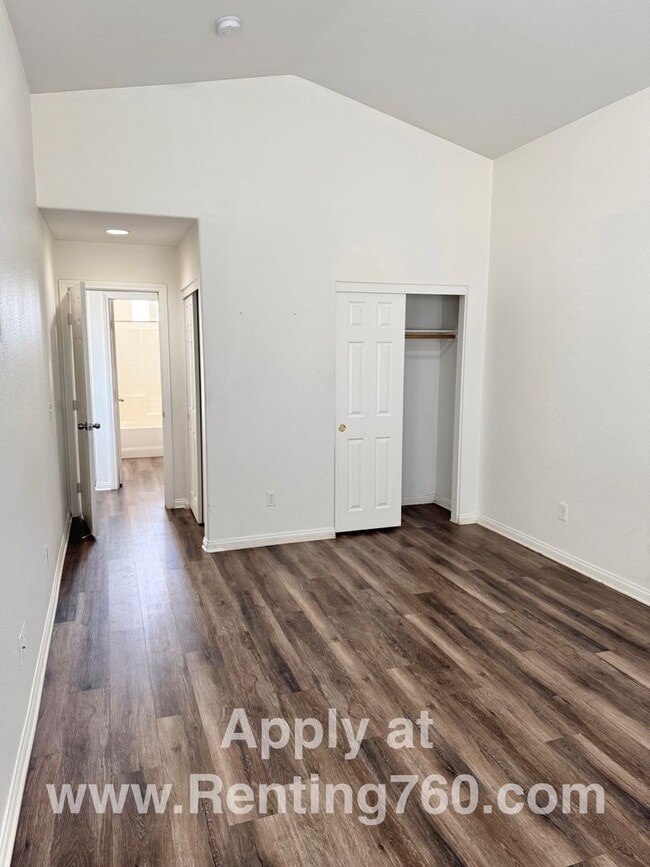 Building Photo - 3 Bed 2 Bath Home In Copper Hills!