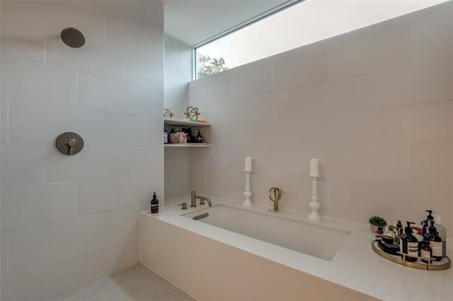 Building Photo - 4626 Coles Manor Pl