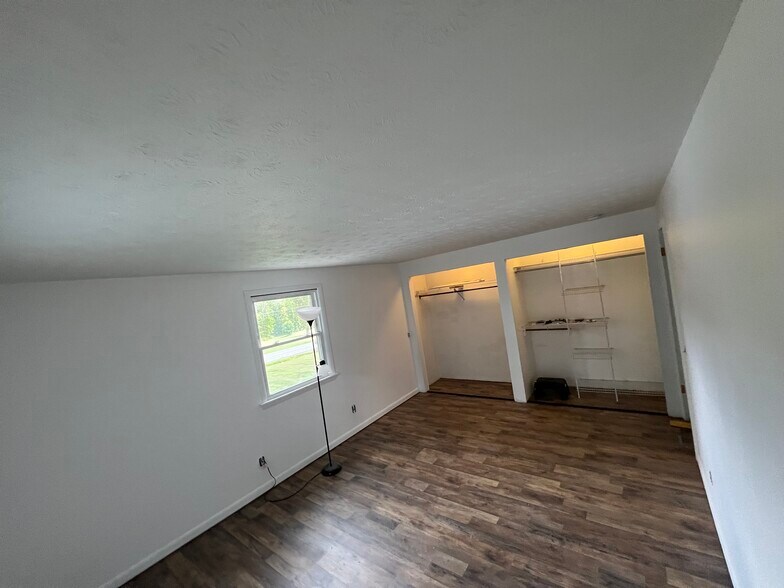 Building Photo - 2881 Kittering Rd