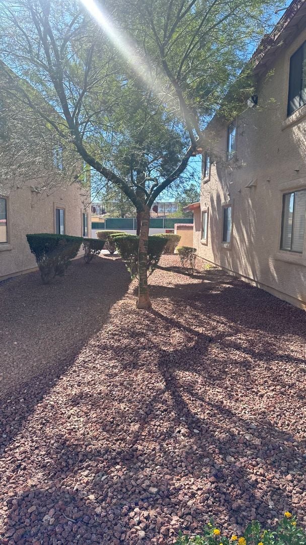 Building Photo - Beautiful & upscale 2 bedroom 2 bathrooms apartment Available for rent !!!  $ 1190