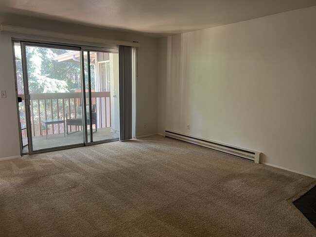 Building Photo - 17108 NE 45th St