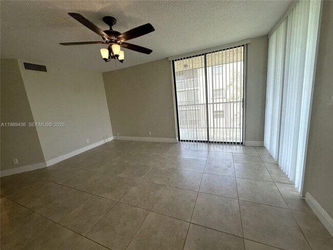 Building Photo - 10401 W Broward Blvd