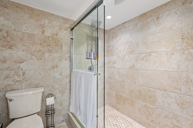 Building Photo - 3610 S Ocean Blvd