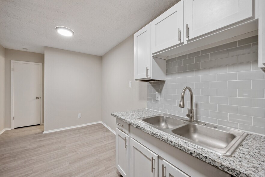 The Pavilion 2602 82nd St Lubbock TX 79423 Apartment Finder