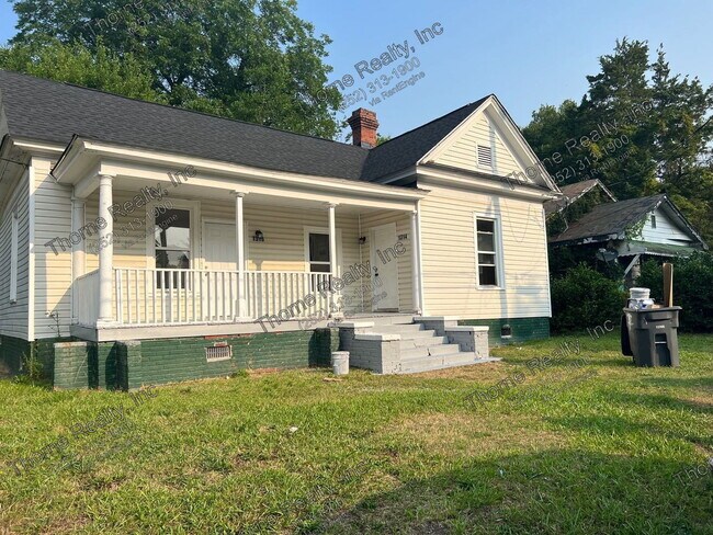 Building Photo - 1316 Clark St