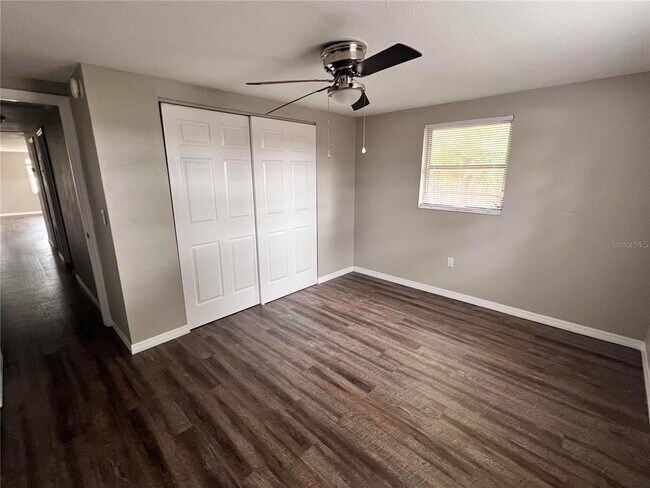 Building Photo - 5650 Golden Nugget Dr