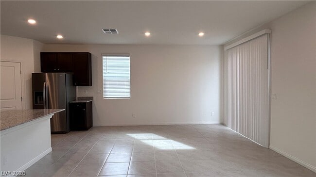 Building Photo - 10199 Glowing Amber St