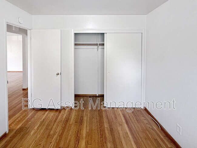 Building Photo - 121 Eddy St