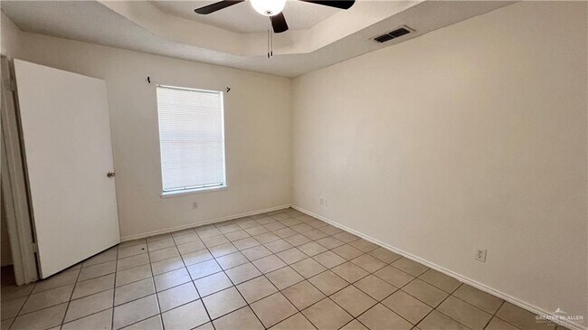 Building Photo - 10 Mile 4 Rd