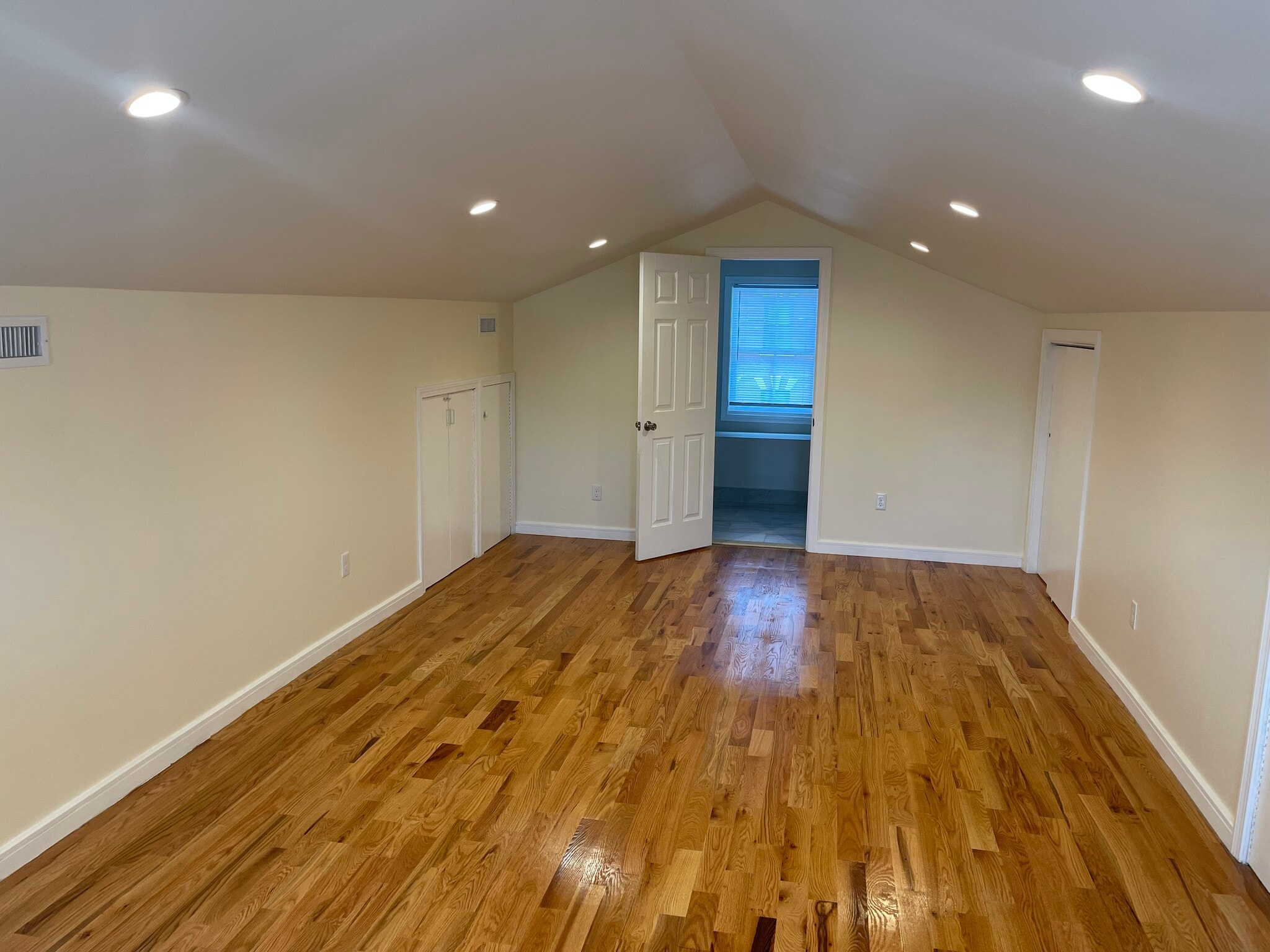 3 bedroom - 528 Chapel St