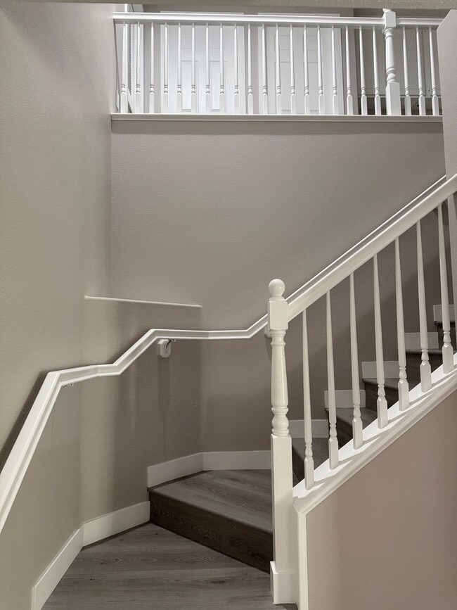 Building Photo - Eastvale 2 story beauty