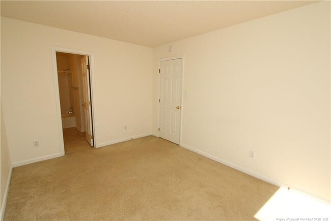 Building Photo - 114 Covewood Ct