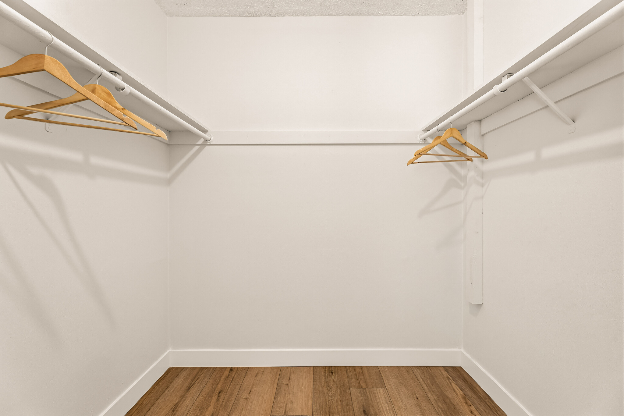 Building Photo - 100 N El Molino St