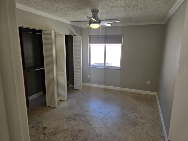 Building Photo - 18110 SW 139th Ct