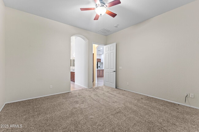 Building Photo - 15053 W Cameron Dr